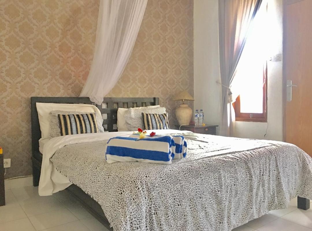 Kubu Verra Seminyak Kuta Lombok Exteriör bild